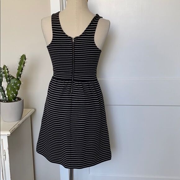 Madewell Pierside Fit & Flare Jersey Stripe Dress - Picture 4 of 12